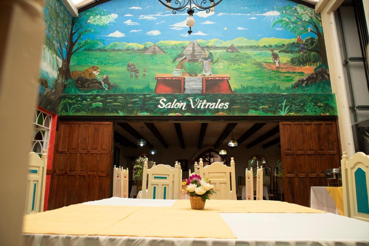 Hotel D'Monica San Cristóbal de Las Casas Eksteriør billede